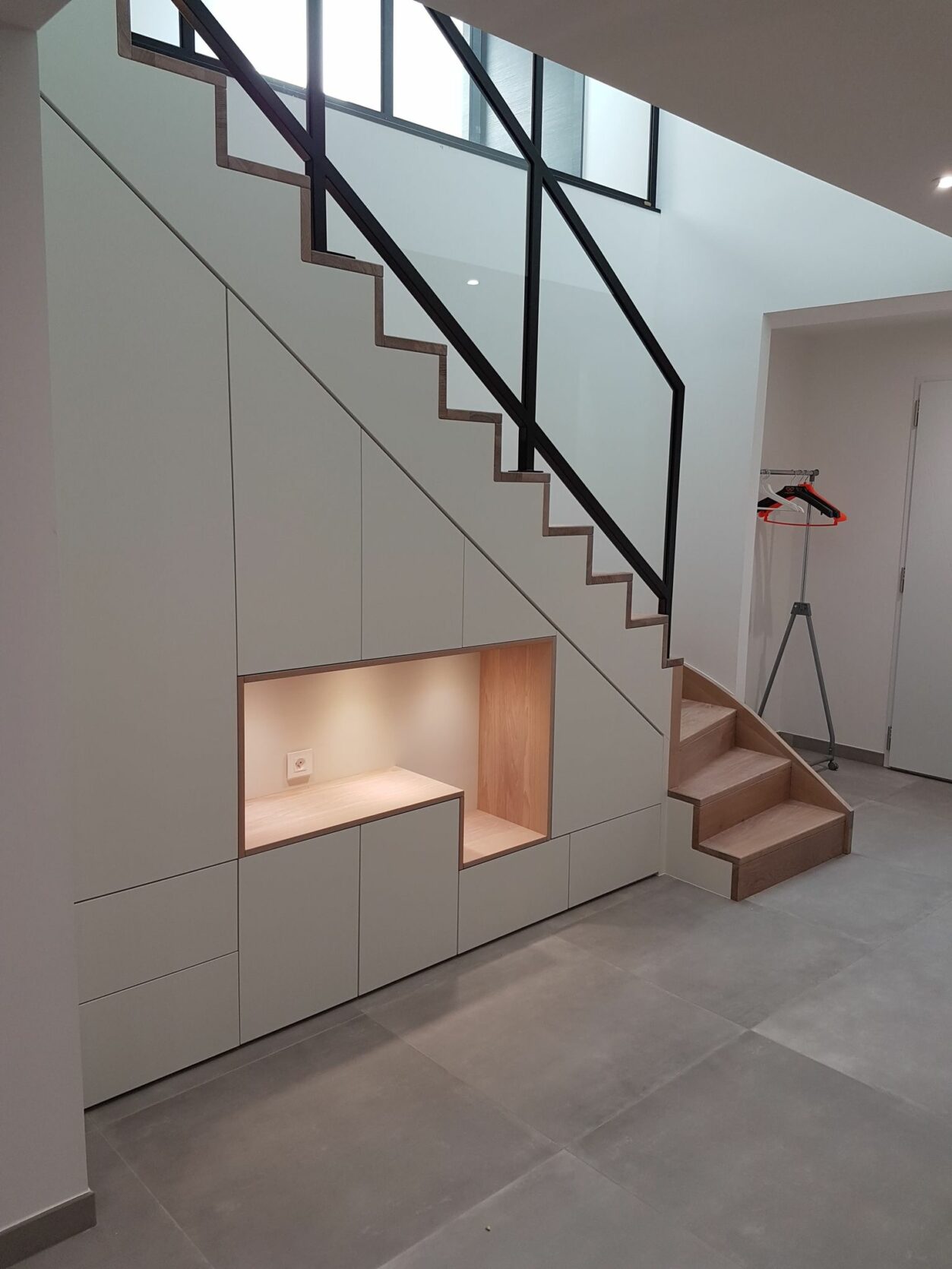 121652941 772634643313885 7131310604944446503 n - meubles sur mesure