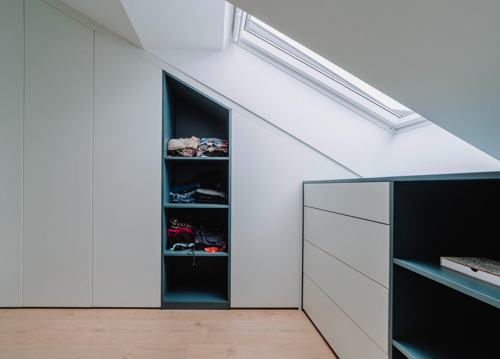 Dressing Adam CH02 - meubles sur mesure