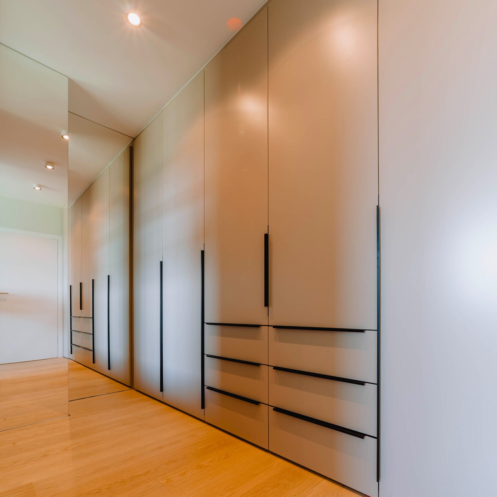 Dressing Lili CarreV 1 - meubles sur mesure