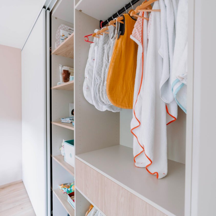 Placard Mia CarreV - meubles sur mesure