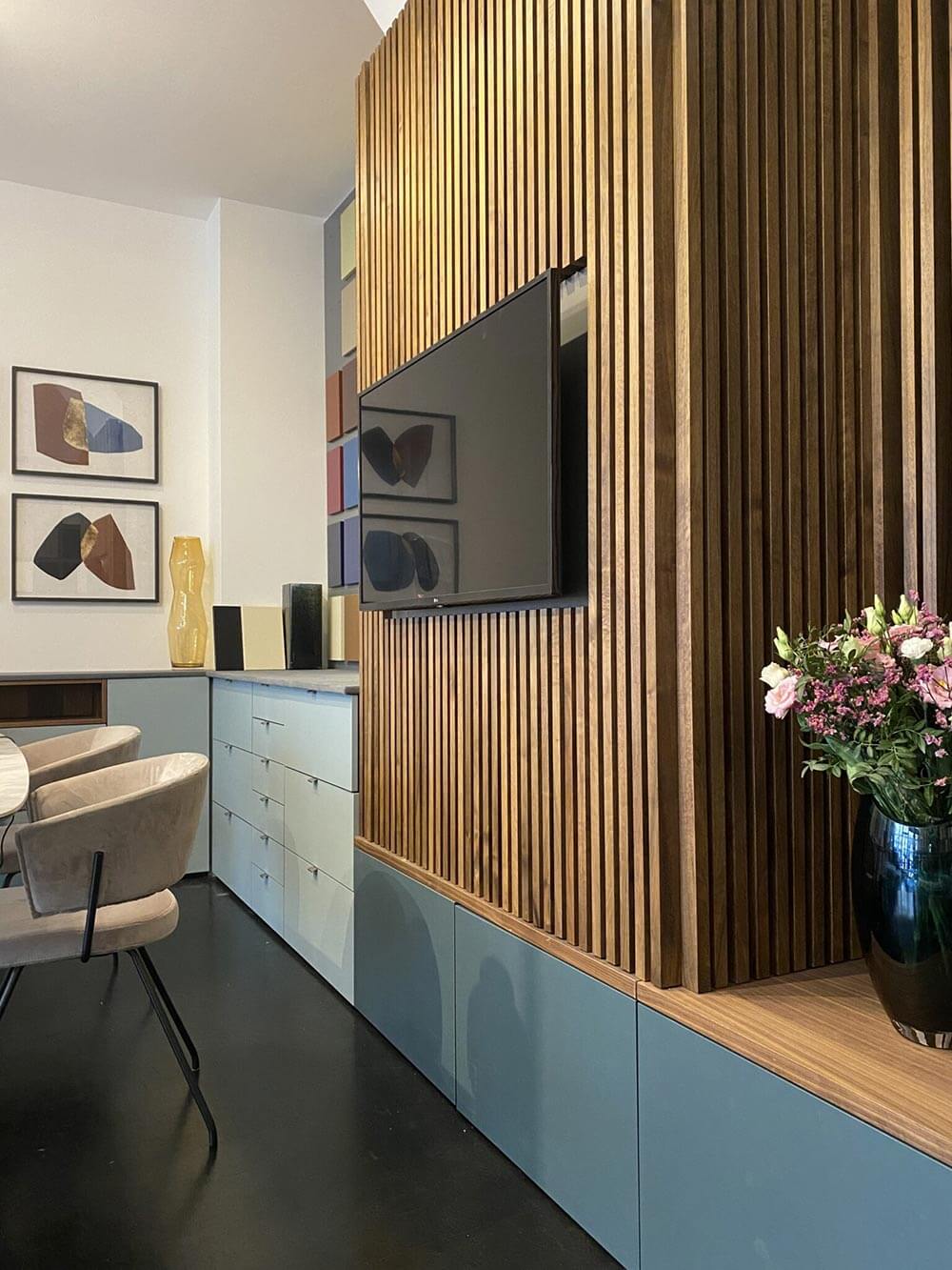 Showroom Behome Interiors à Paris, Architecte d'intérieur, habillage mural