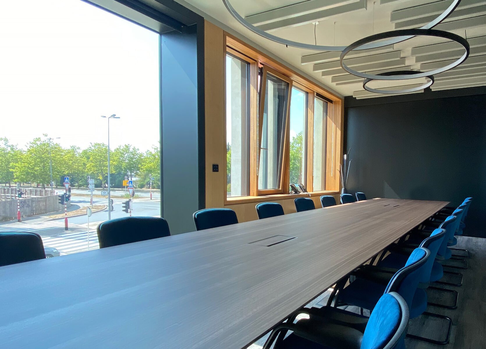 EspaceJorden ArchitectureEntreprise01 - meubles sur mesure