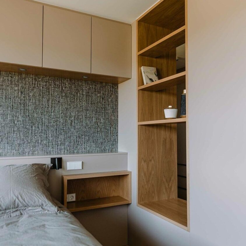 Aménagement intérieur d'une petite chambre