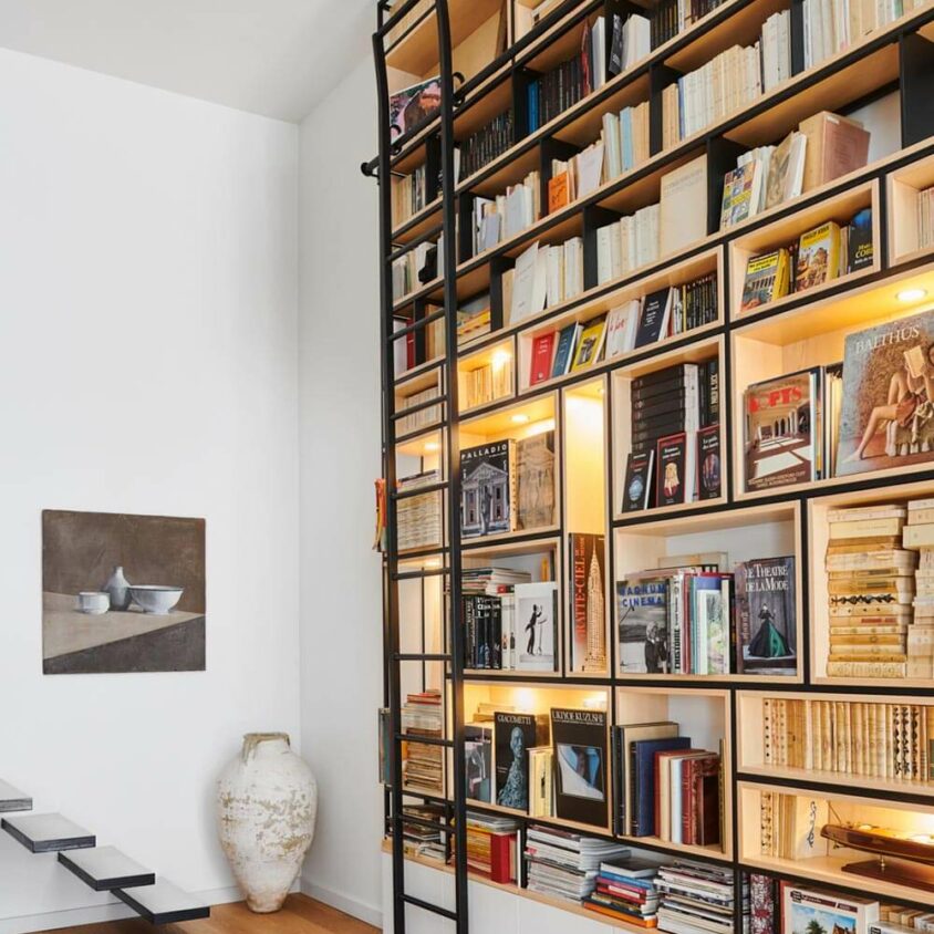 Bibliothèque originale sur mesure lumineuse