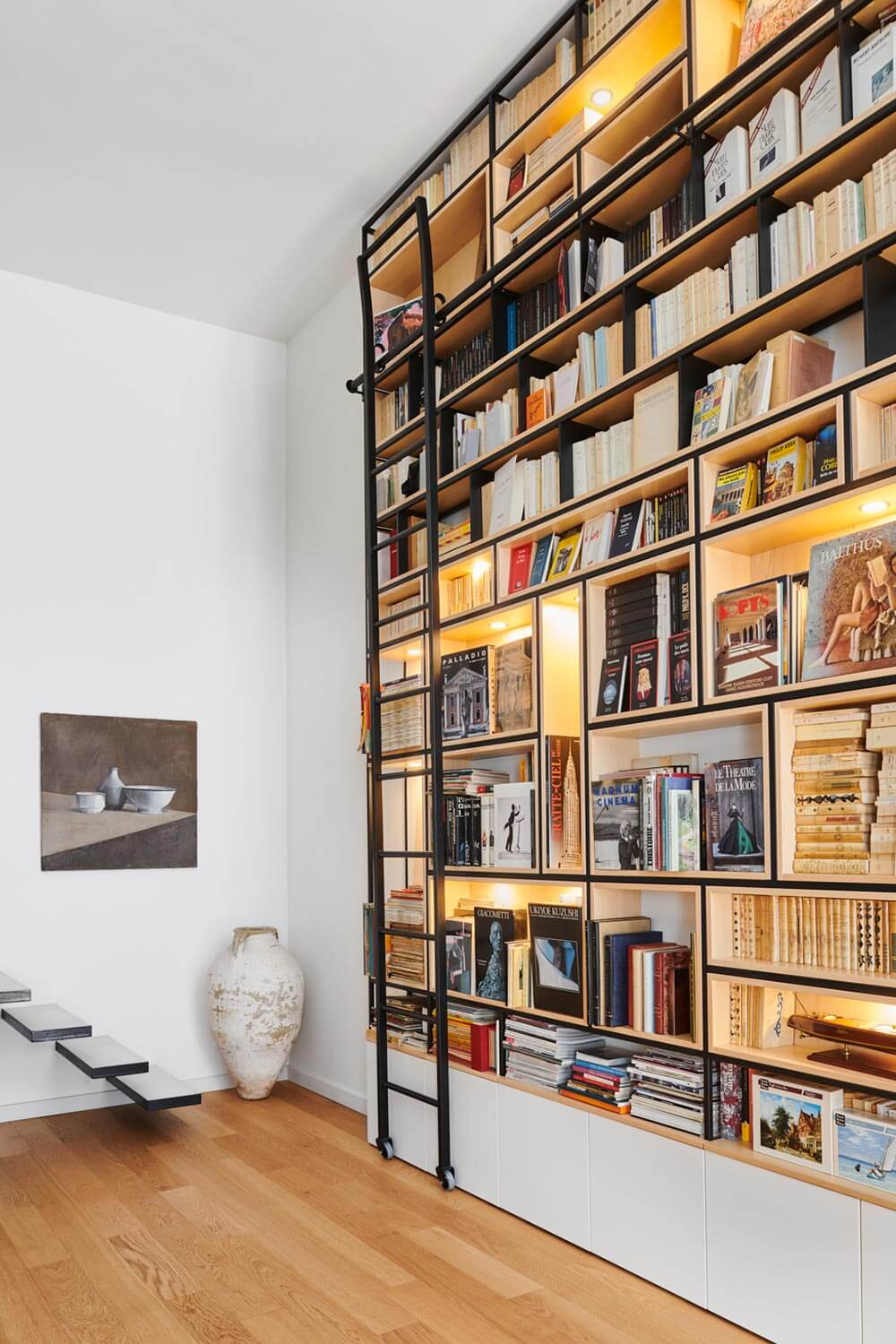 Bibliothèque originale sur mesure lumineuse