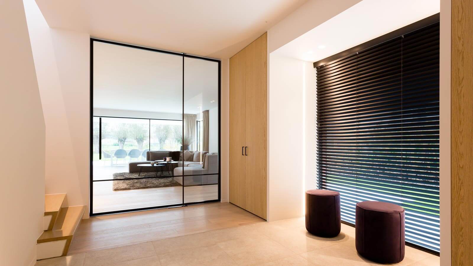 Cloison verrière design pour séparation de pièce